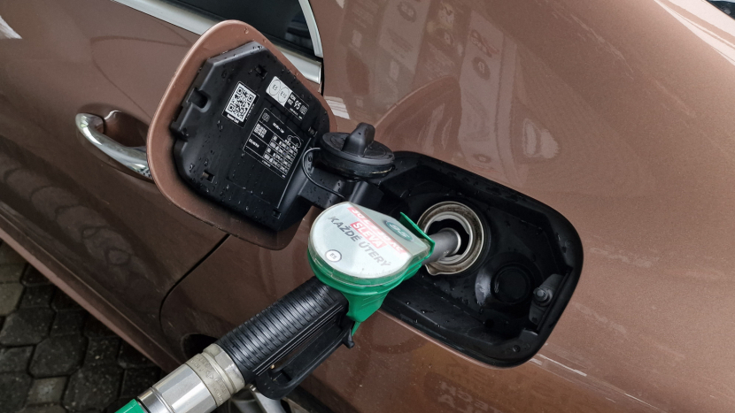 Paliva ve Středočeském kraji od minulého týdne znovu zdražila, benzin téměř o korunu