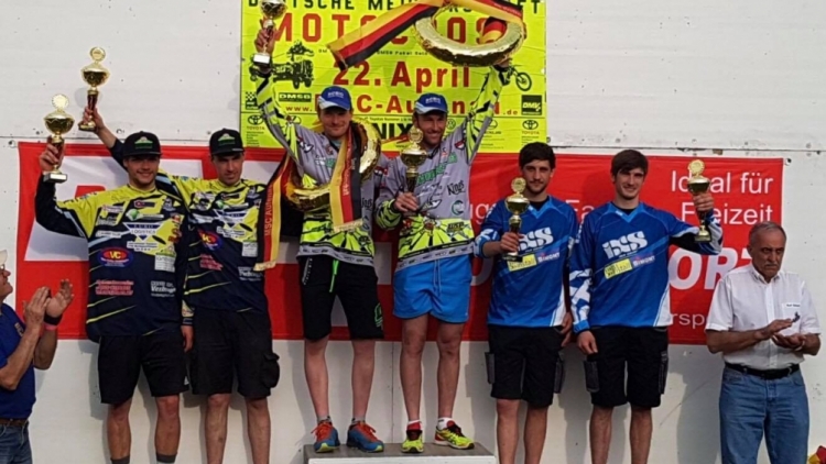 O víkendu si sidecarcrossový tým Čermák dojel pro vítězství