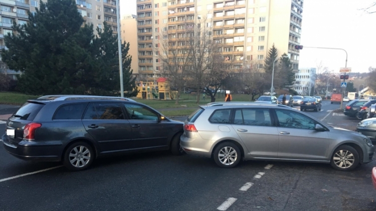 Aktuálně: Dvě drobné dopravní nehody komplikují provoz v Příbrami