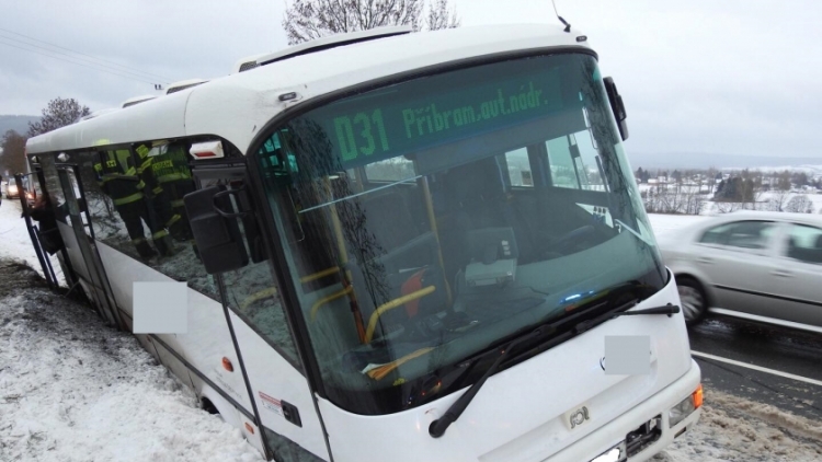 Aktuálně: Havárie autobusu u Rožmitálu!