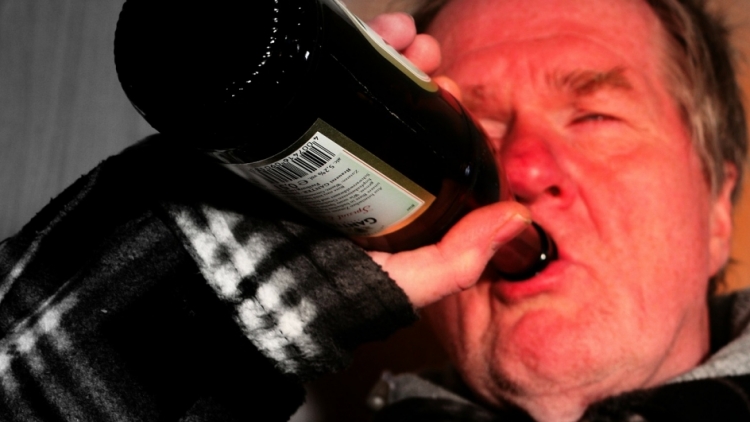 Suchej únor chce změnit kladný vztah populace k alkoholu