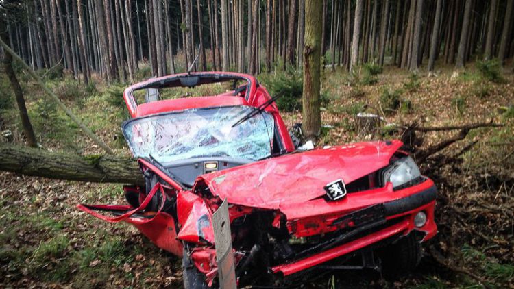 Vánoční tragédie: 26. prosince zemřel u Tochovic mladý řidič