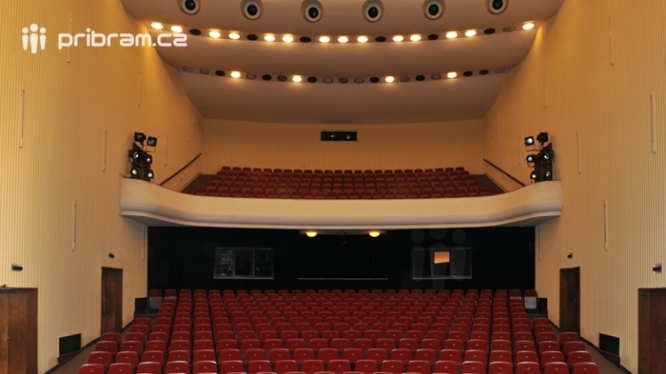 Rekonstrukce přinese pohodlnější sezení v divadle