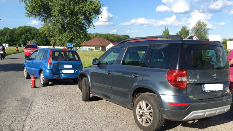Aktuálně: Zraněním skončil střet dvou aut u Tochovic