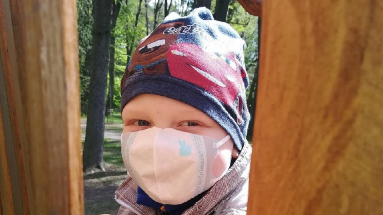 Pětiletý Dominik onemocněl leukémií: Běžná viróza by mohla jeho zdravotní stav zhoršit
