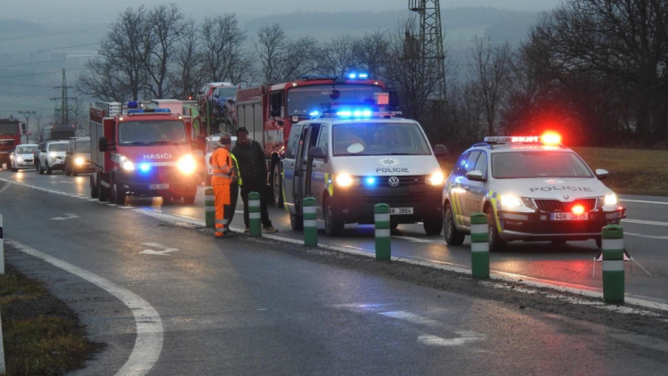 Dvě dopravní nehody zkomplikovaly provoz na Evropské