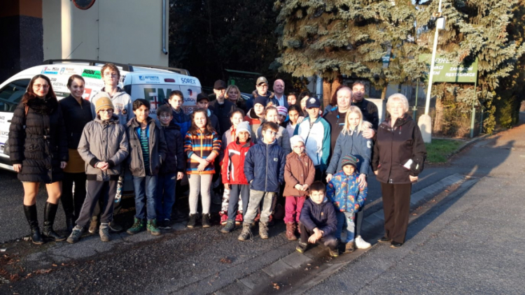 Dětský domov v Solenicích má nový sociální automobil