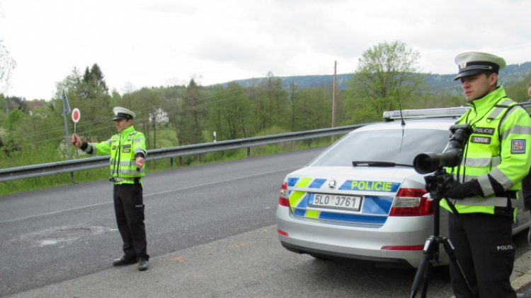 Nohu z plynu! Kde tento týden budou policisté měřit rychlost?