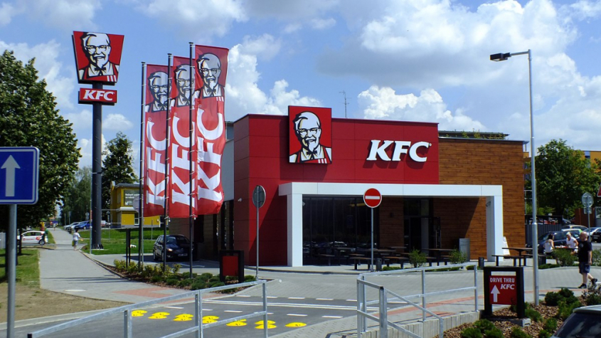 Známe situační plán stavby fast foodu KFC v Příbrami, na konci roku by mělo dojít k jeho otevření