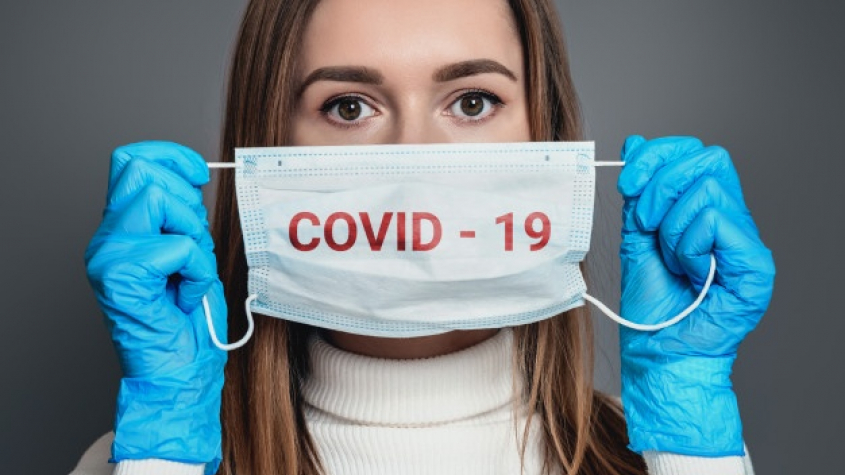 Počet prokázaných případů nemoci covid-19 se dnes zvýšil o 57 na 6606
