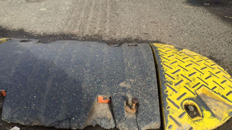 Pozor na pneumatiky (FOTO DNE)