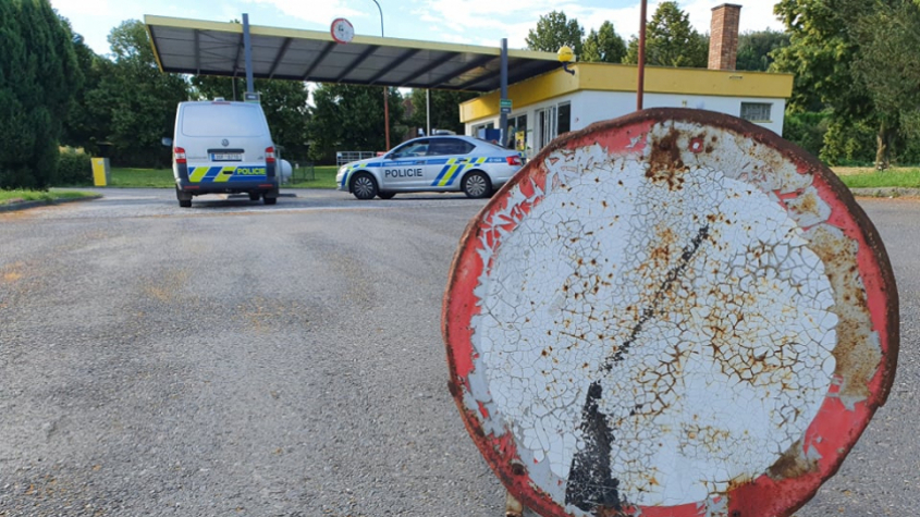 Zloději v noci vykradli čerpací stanici v Krásné Hoře nad Vltavou, na místě jsou kriminalisté