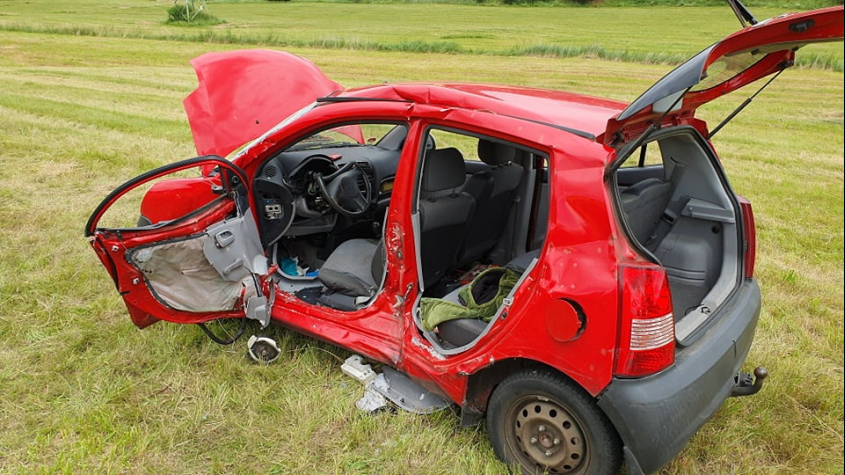 Vážná nehoda uzavřela Strakonickou. Pro zraněnou řidičku spěchal vrtulník
