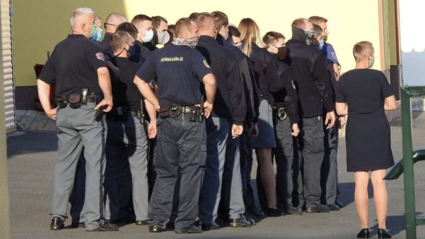 V příbramské věznici probíhá razie