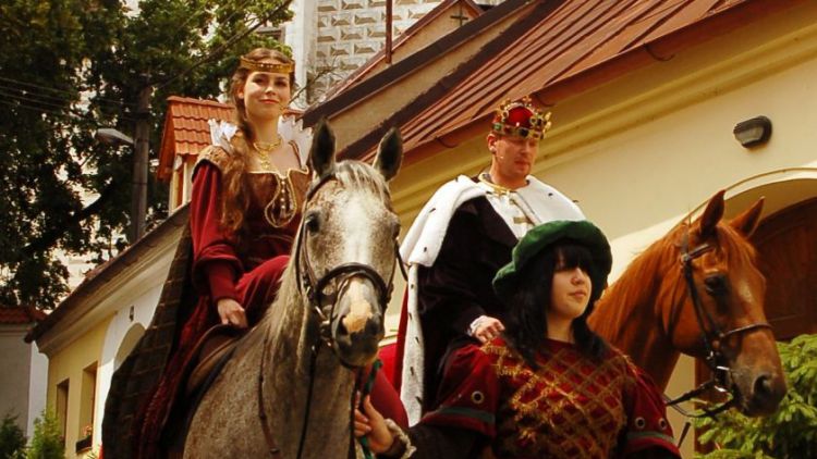 Den s královnou Johankou v Rožmitále nabídne bohatý program