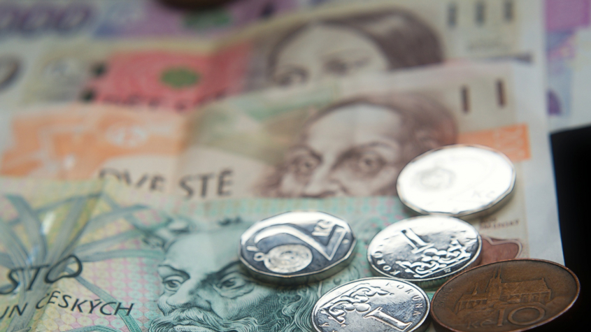 Minimální mzda od ledna vzroste na 15.200 Kč, rozhodla vláda