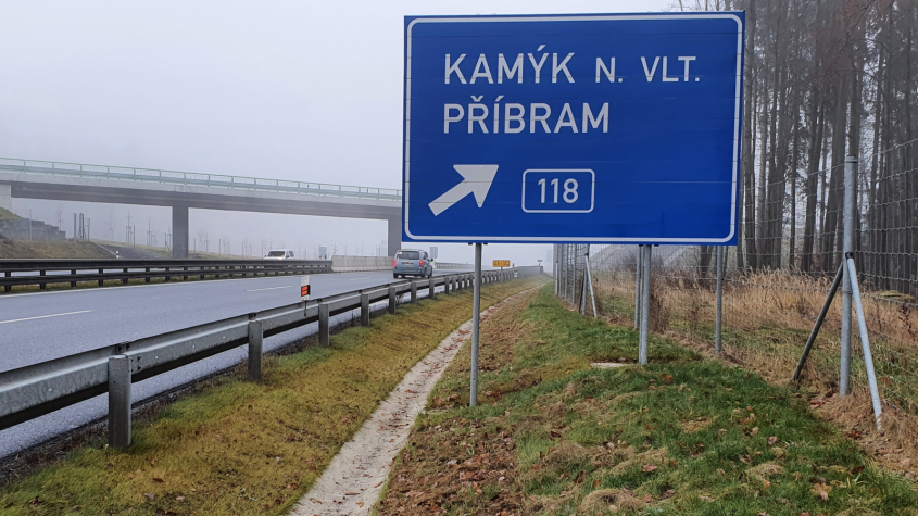 Vláda schválila návrh smlouvy k výstavbě a provozu části dálnice D4 mezi Příbramí a Pískem