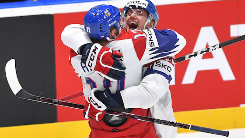 V netradičních kulisách po neobvyklé loňské odmlce začne v pátek  hokejové mistrovství světa