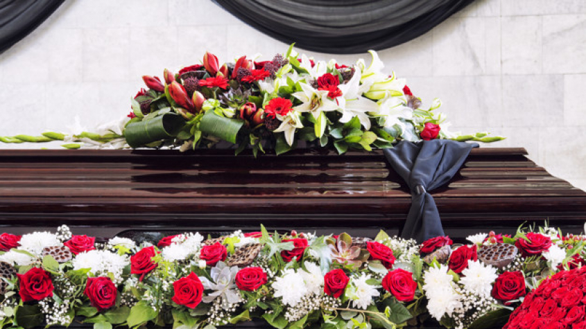 Covid byl loni druhou nejčastější základní příčinou smrti v ČR