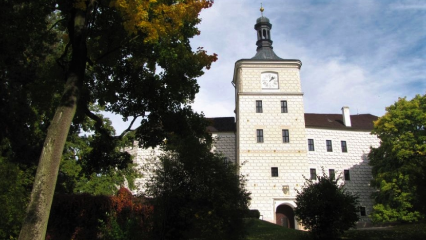 Březnický zámek rozšířil návštěvnické okruhy o expozici Renesance na dotek