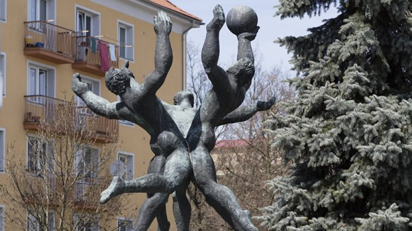 Procento na sochy: Jak se „budovalo“ veřejné umění za socialismu