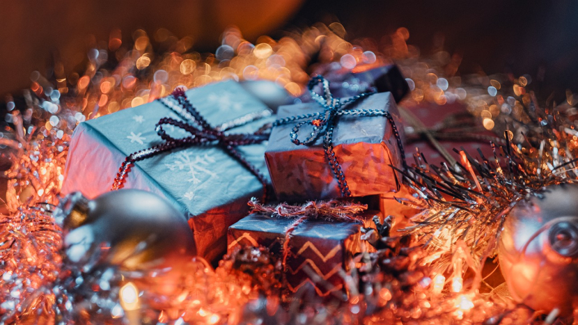 Počet doručovaných zásilek před Vánoci stoupne až na téměř milion denně