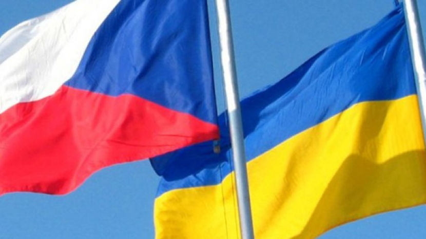 Městské kulturní centrum: Stojíme za Ukrajinou! Na náměstí přineste vlajky