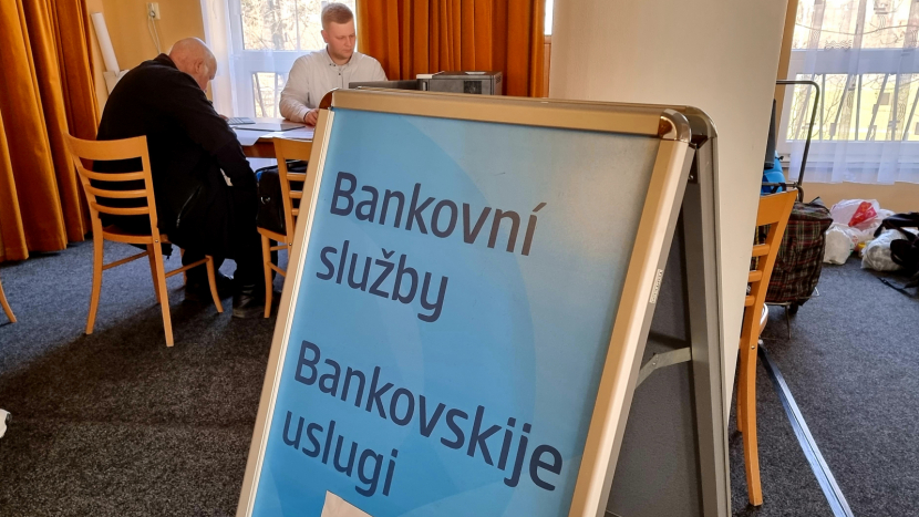 Ukrajinští uprchlíci si v Česku založili 70.000 bankovních účtů