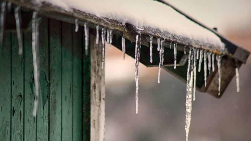 Meteorologové varují před silným mrazem, teploty klesnou pod minus 12 st. C