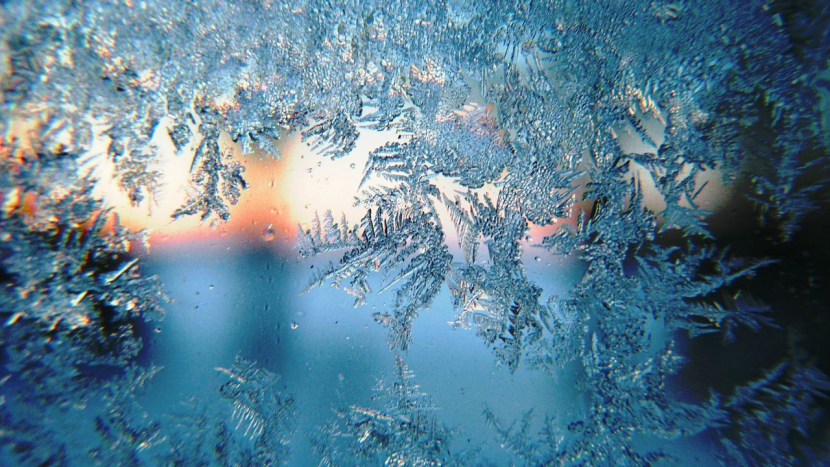 Meteorologové varují před silnými mrazy, po celé ČR bude až minus 12 stupňů