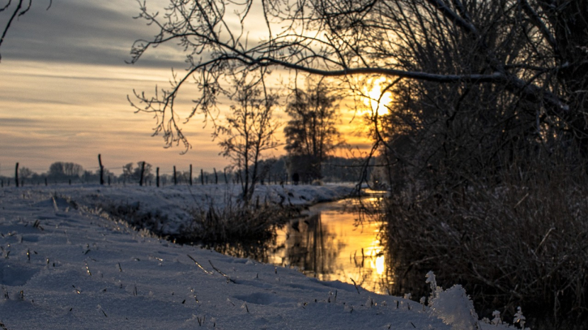 Česko má před sebou mrazivý týden, sněžit může spíše až o víkendu