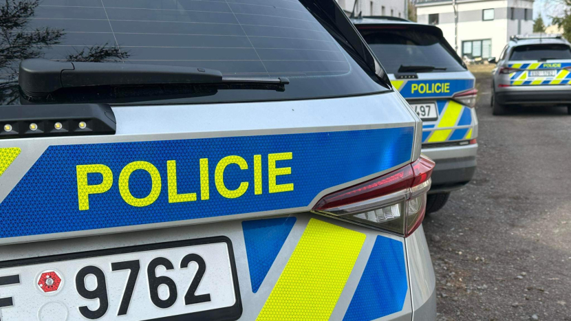 Policie odvolala pátrání po dívce z Příbrami, našli ji v Praze