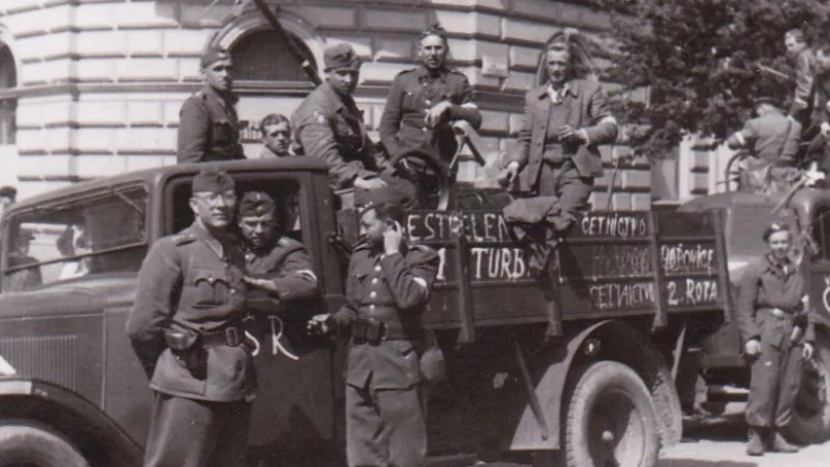 Do osvobozovacích bojů se v roce 1945 zapojila i četnická rota