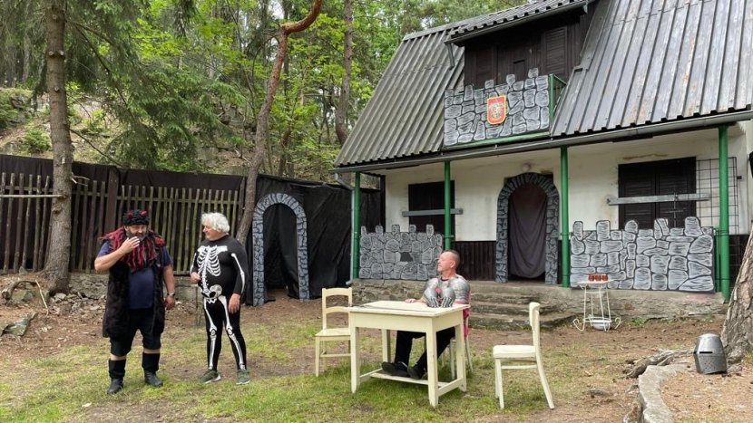 Lesní divadlo Skalka zahájí prázdninový program pohádkovým příběhem