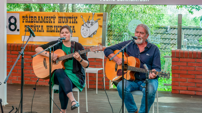 Tečkou za prázdninovými festivaly bude Příbramský huntík Zdeňka Hejkrlíka