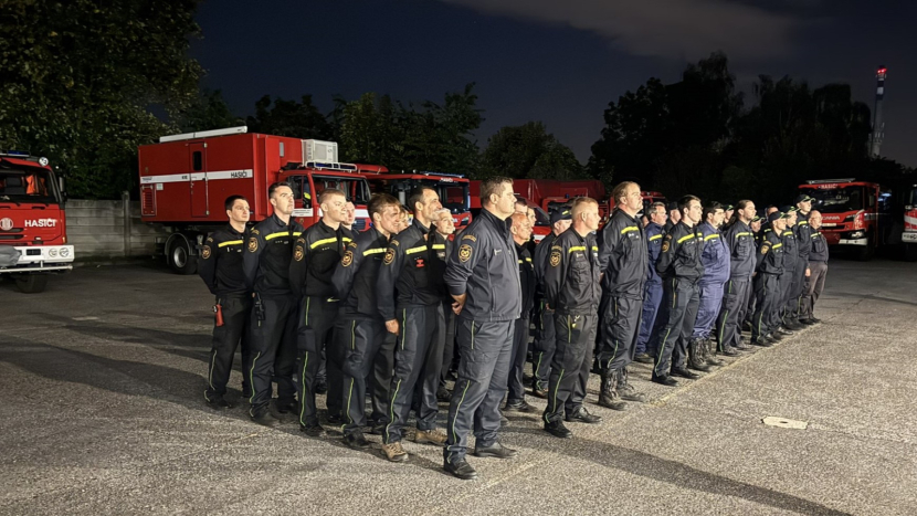 Rakušan navrhl mimořádné odměny pro hasiče a policii za práci při povodních