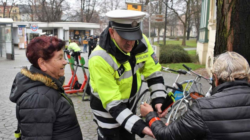 Výzkum: Řidiči se na silnicích v Česku cítí méně bezpečně než jinde v Evropě