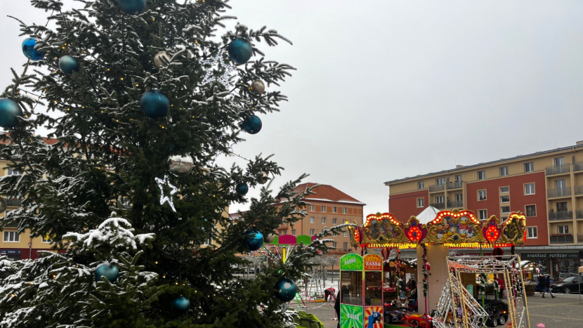 Stříbrná adventní neděle na náměstí 17. listopadu