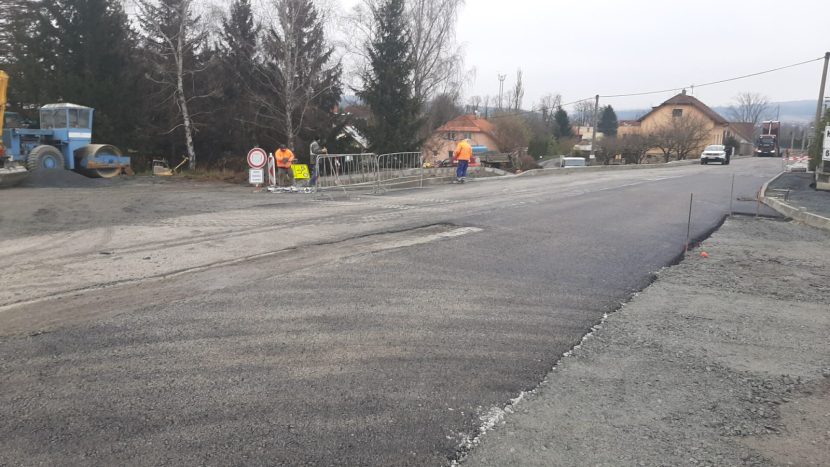 Cesta na Plzeň z Rožmitálu po silnici I/19 je bez omezení. Dočasně