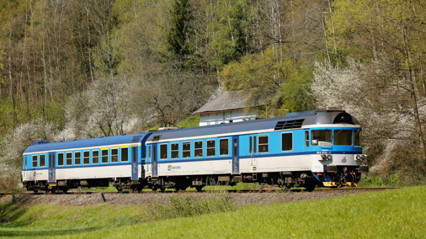 Týdenní výluka omezí vlaky na Příbramsku i Berounsku. Náhradní doprava pojede přes Hořovice