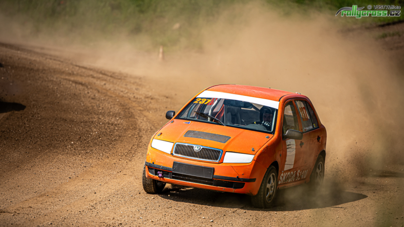 Rallycross Cup 2025 pokračuje domácím závodem v Sedlčanech