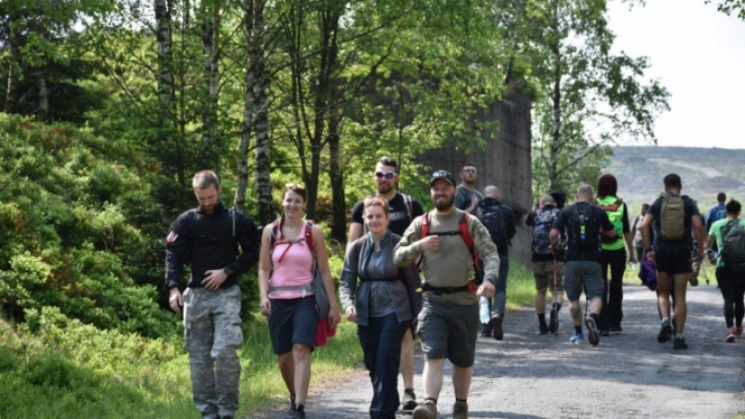 Osmý ročník Policejního pochodu Brdy startuje ze zámečku Tři Trubky