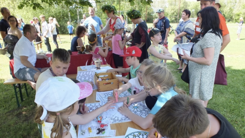 Společně pro děti: Rožmitál oslavil Den dětí plný radosti, her a pěny