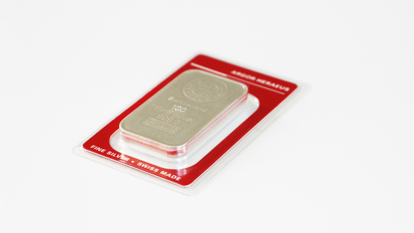 Cena stříbra roste podobně jako zlato. Přitom je ale finančně mnohem dostupnější. A to i v Příbrami