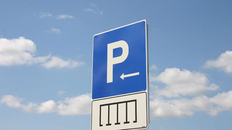 Dobříš od ledna změní systém parkování v centru města