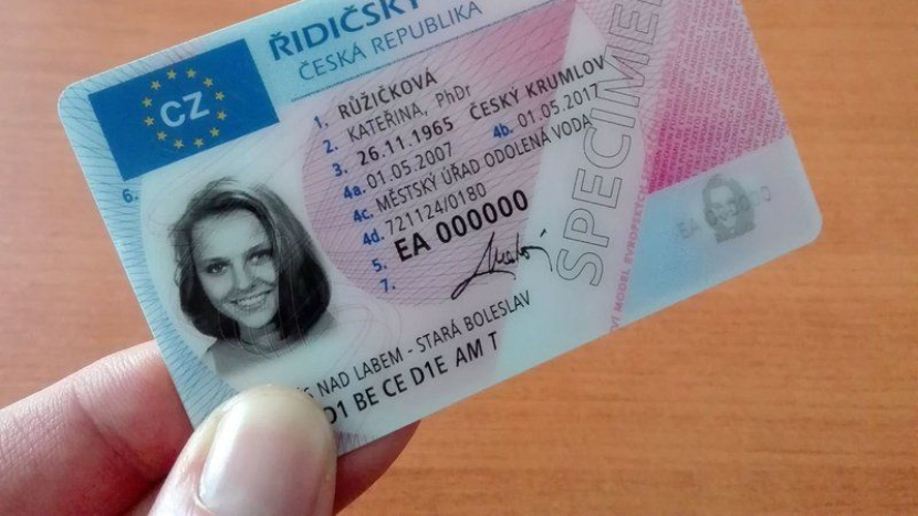 Nový řidičák? Už nemusíte na úřad, stačí otevřít box