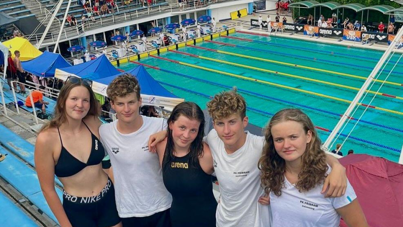 Plavecký klub Příbram zakončil sezónu ve velkém stylu