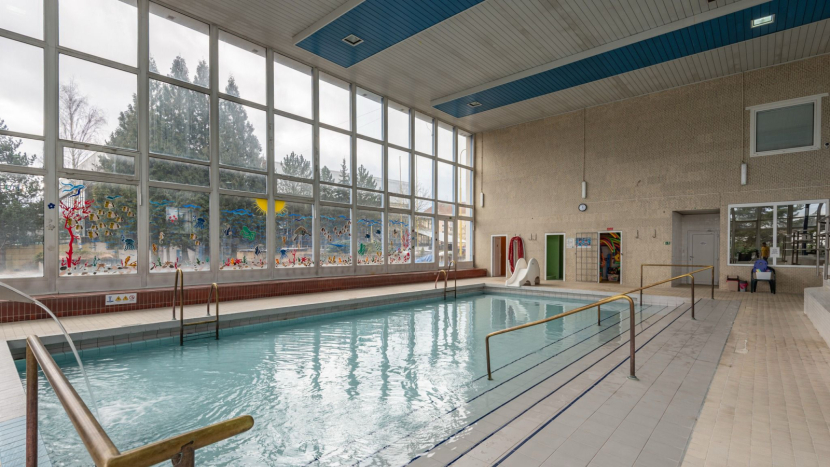 Plavecký bazén a sauna v Příbrami uvítaly po letní odstávce návštěvníky v novém