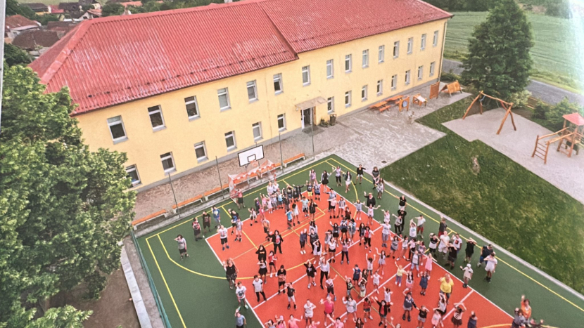 Škola budoucnosti v Bohutíně: soláry, přístavba i nové parkování