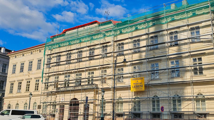 Konec oprav, konec omezení. Parkoviště u Rudných dolů se otevírá